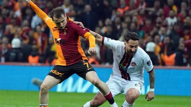 Son Dakika: Lider Galatasaray, Fatih Karagümrük'le 3-3 berabere kaldı