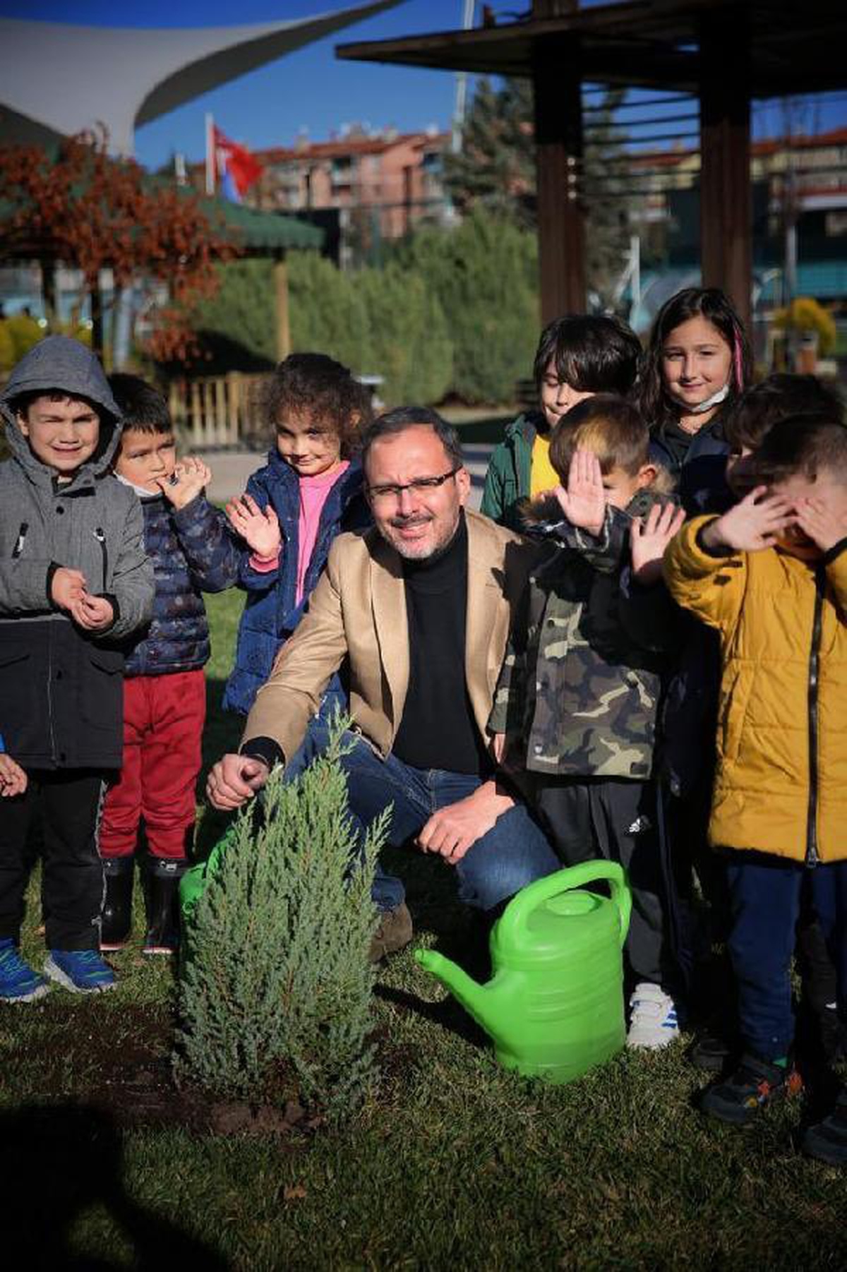 Federasyonlar ve Kulüpler 23 Nisan Ulusal Egemenlik ve Çocuk Bayramı\'nı Kutladı
