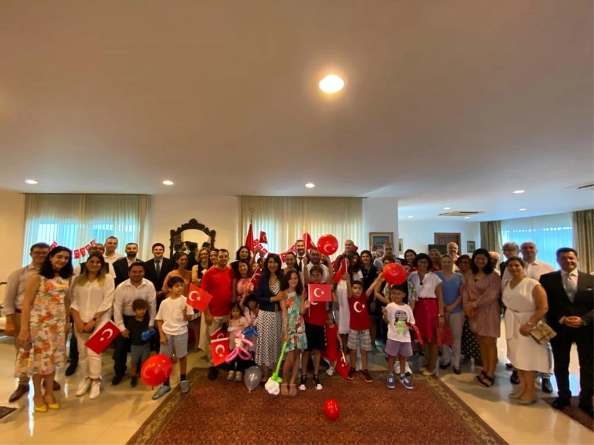 Türkiye\'nin Bangkok Büyükelçiliğinde 23 Nisan kutlamaları