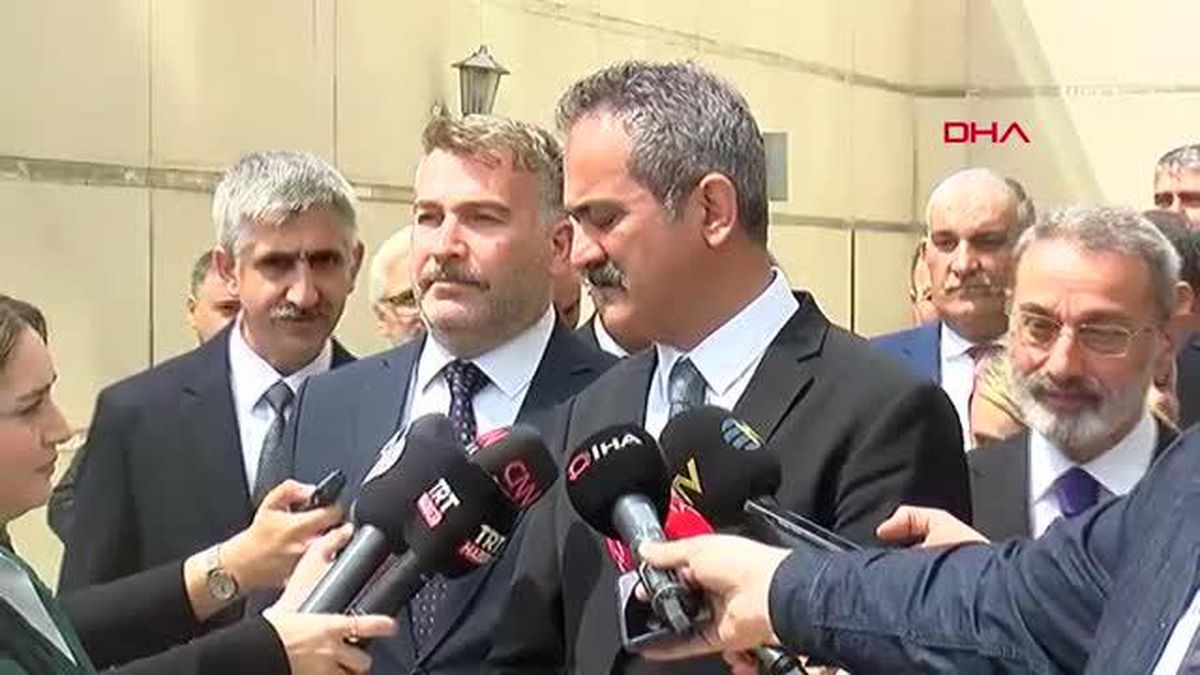 Milli Eğitim Bakanı Özer, 10 ildeki öğrenciler için telafi programı yapacak