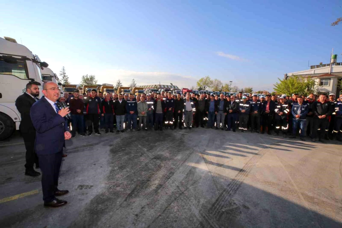 Başkan Kavuş, ekip ruhuyla hizmet etme hedefinde