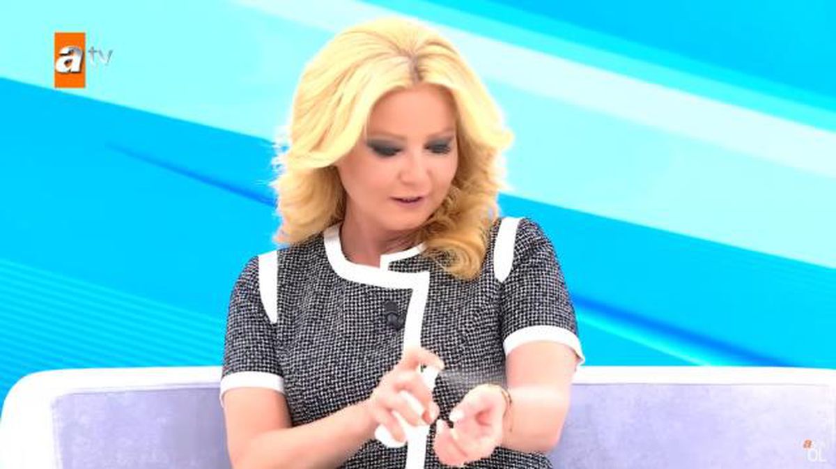 Canlı yayında ilginç anlar! Yayın konuğu tarafından kolundan öpülen Anlı, kendisini dezenfekte etti