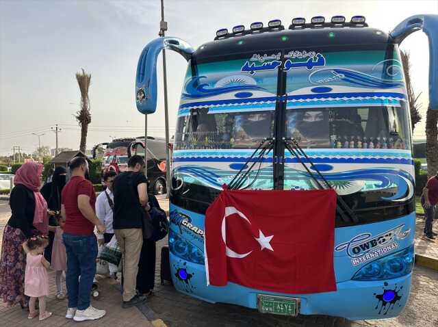 Çatışmaların sürdüğü Sudan'da can kaybı 427'ye yükseldi! Kıtlık da halkı zorluyor Çatışmaların sürdüğü Sudan'da can kaybı 427'ye yükseldi! Kıtlık da halkı zorluyor