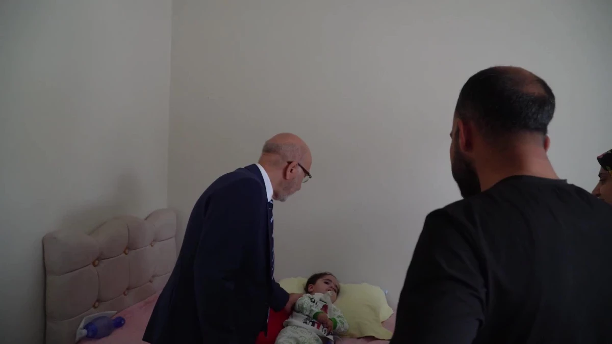 İYİ Parti Elazığ Milletvekili Adayı Kerem Ali Bebeği Ziyaret Etti