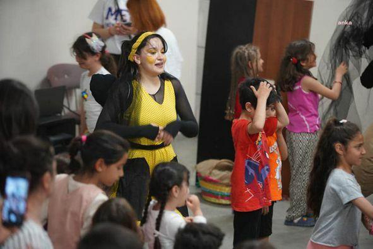 Hatay Büyükşehir Belediyesi, 23 Nisan\'ı Düzenlediği Etkinliklerle Kutladı