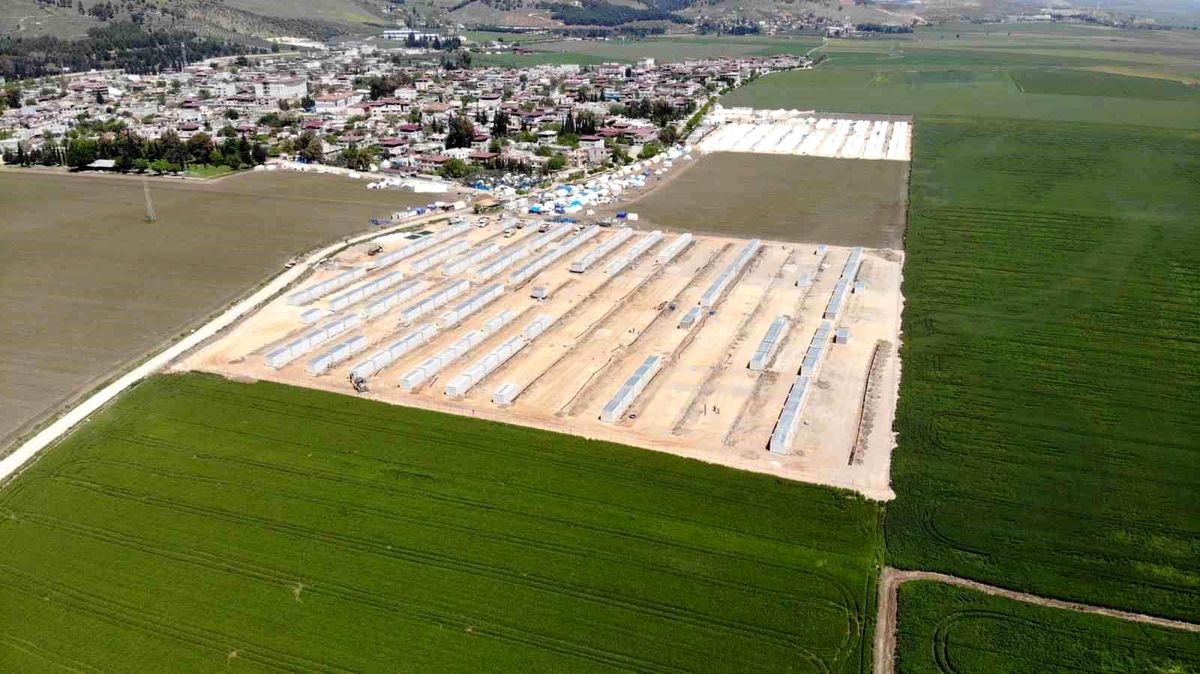Hatayda Deprem Mağdurları İçin Konteyner Kentler Kuruluyor