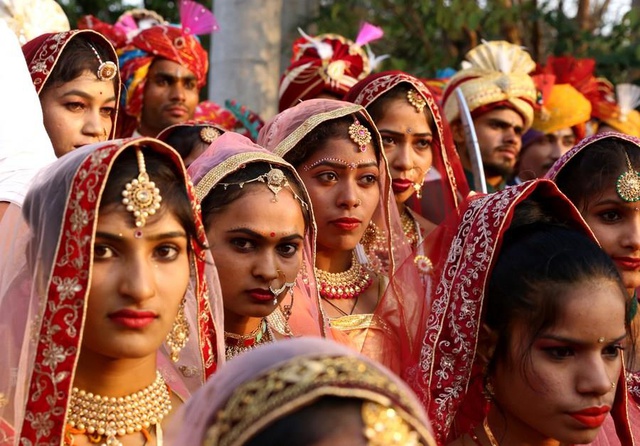 Hindistan'da Toplu Nikah Töreni Düzenlendi