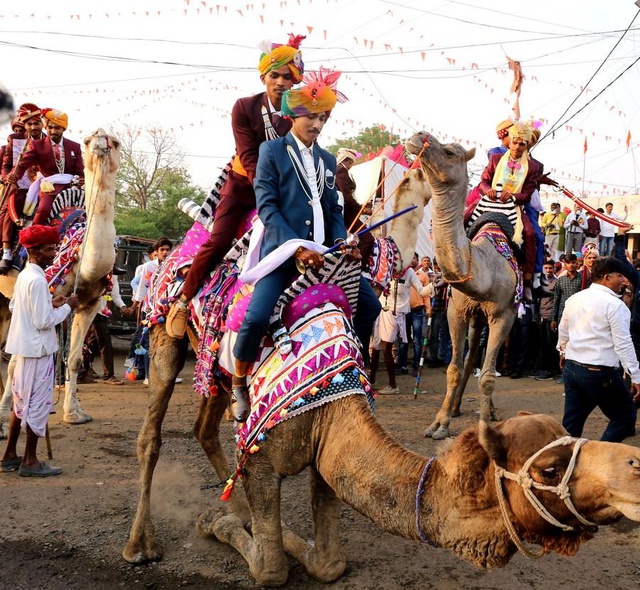 Hindistan'da Toplu Nikah Töreni Düzenlendi