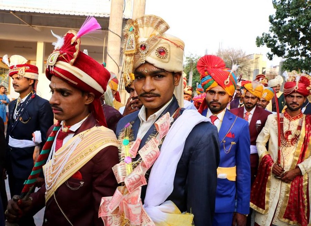 Hindistan'da Toplu Nikah Töreni Düzenlendi