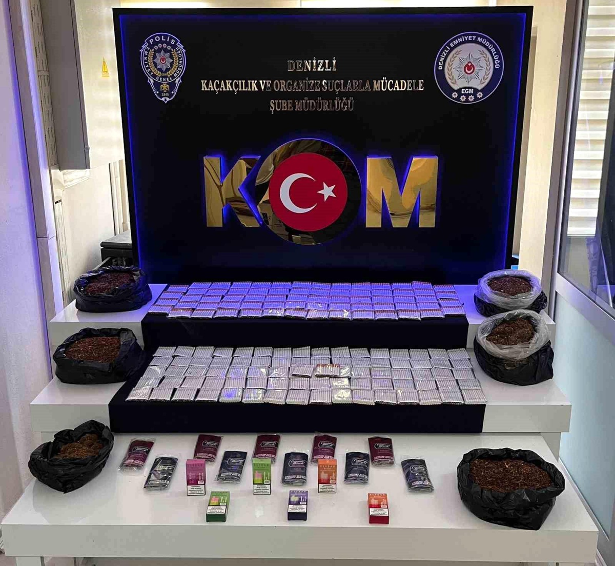 Denizlide Kaçakçılık Operasyonu: 4 Şüpheli Yakalandı