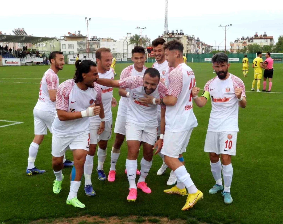 Kepezspor Muşsporu\'nu 3-1 Yenerek İkinciliğini Korudu