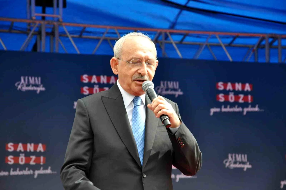 Kılıçdaroğlu Kars\'ta Vatandaşlara Hitap Etti