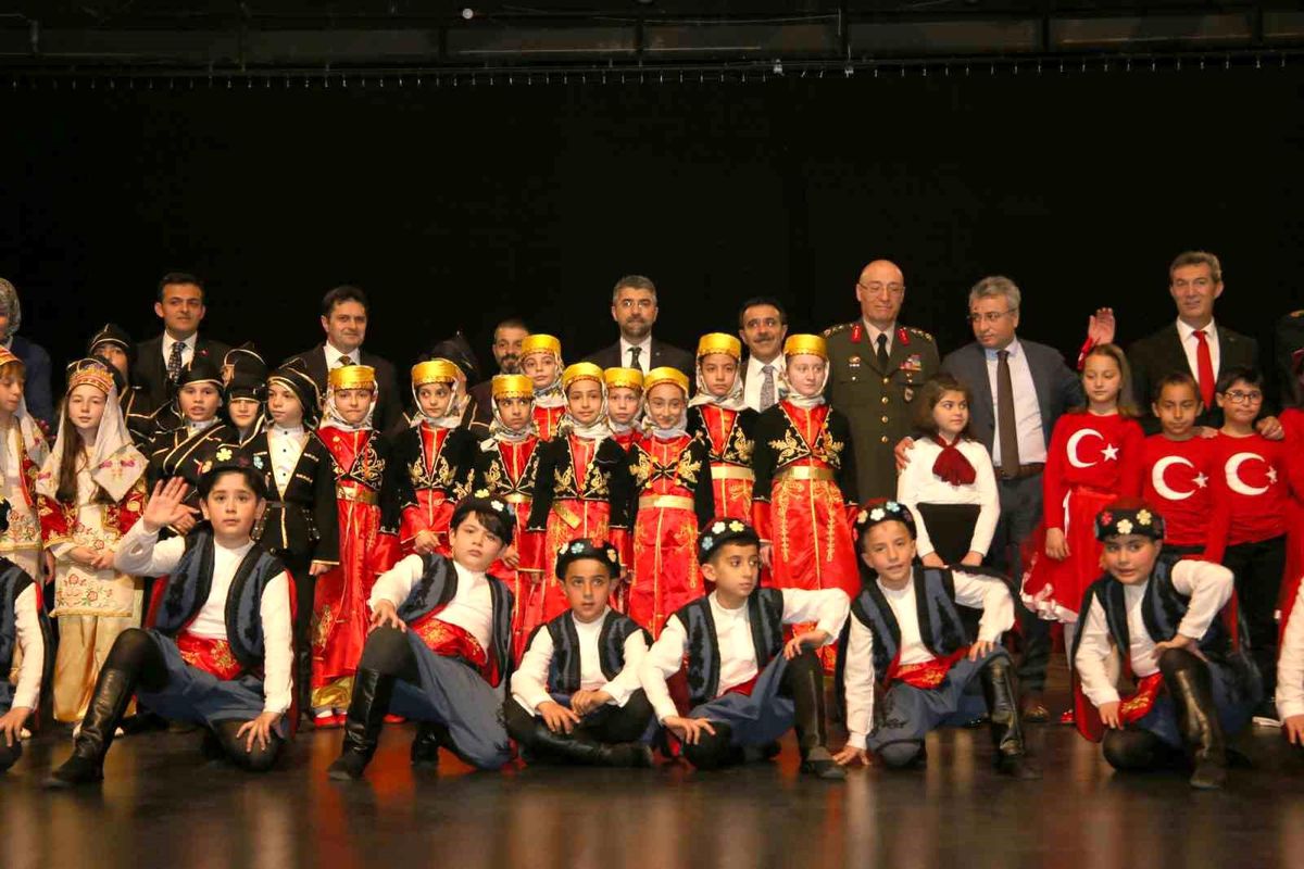 Erzurum\'da 23 Nisan etkinlikleri ve seçim istişareleri
