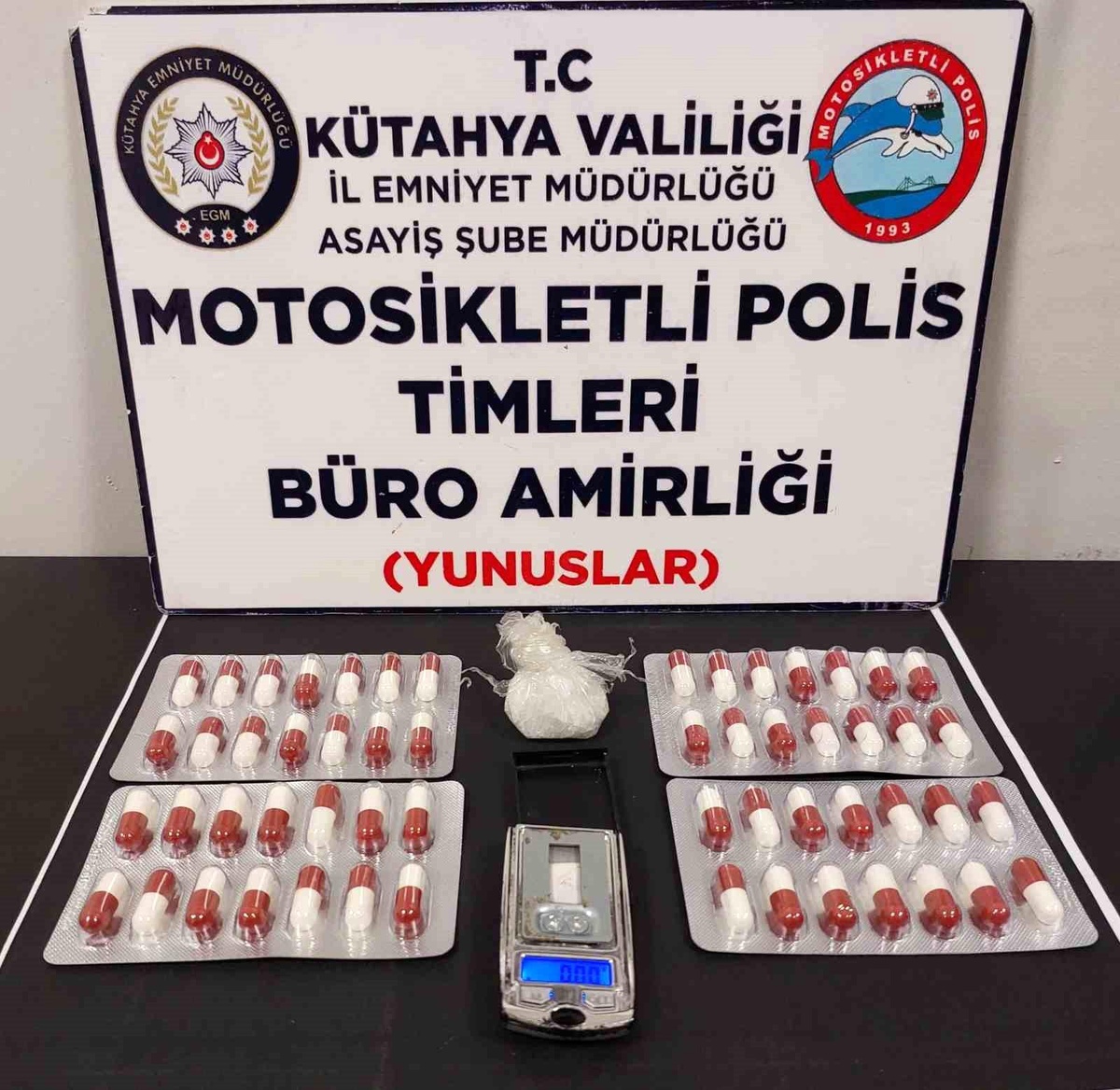 Kütahya\'da Motosikletli Polis Timleri Uyuşturucu Operasyonu