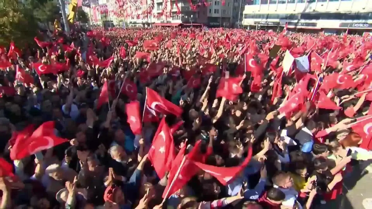 Mansur Yavaş: "Gevezelerin Boş Laflarına İnanmayın, Ne Bebek Katili Serbest Kalır Bu Ülkede Ne de Teröristler Hapishaneden Çıkarılır"