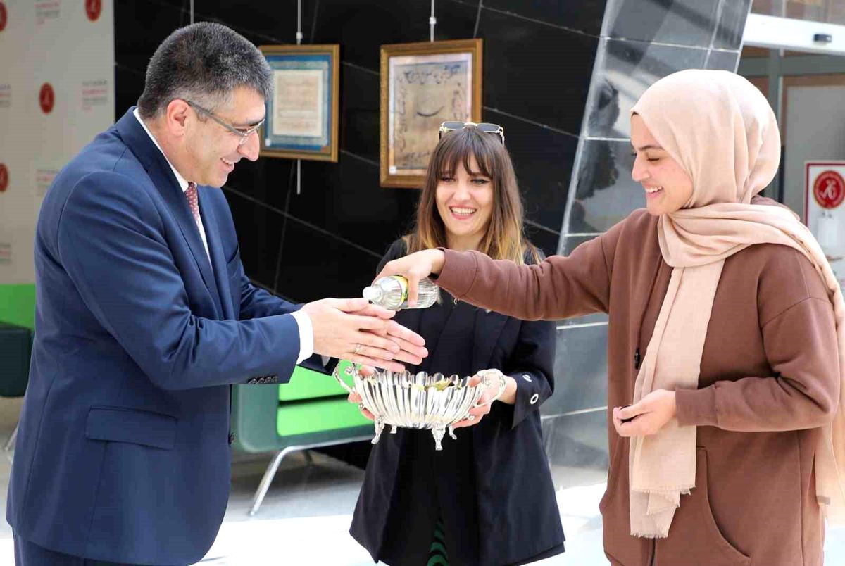 NEVÜ\'de Ramazan Bayramı geleneksel bayramlaşma töreniyle kutlandı