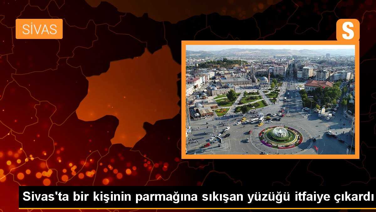 Sivasta İtfaiye Ekipleri Parmakta Sıkışan Yüzüğü Keserek Çıkardı
