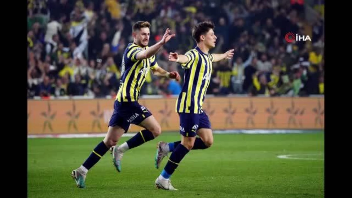 Süper Lig: Fenerbahçe 3-3 İstanbulspor (Maç Sonucu)