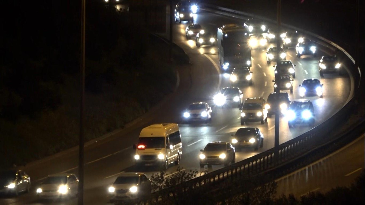 Ramazan Bayramı Tatilinde TEM Otoyolu Kocaeli Geçişinde Yoğunluk