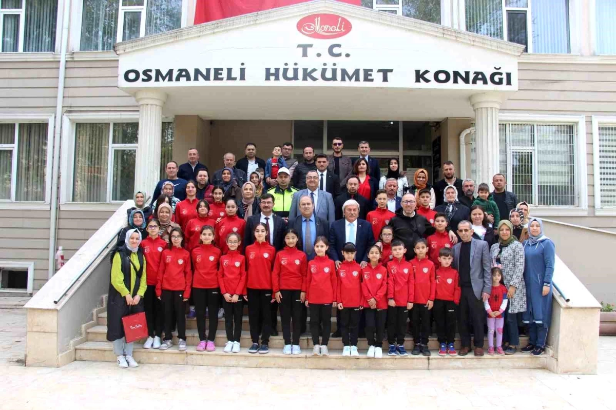 Osmaneli Belediyespor Karate Takımı Türkiye Karate Şampiyonası için Yola Çıktı