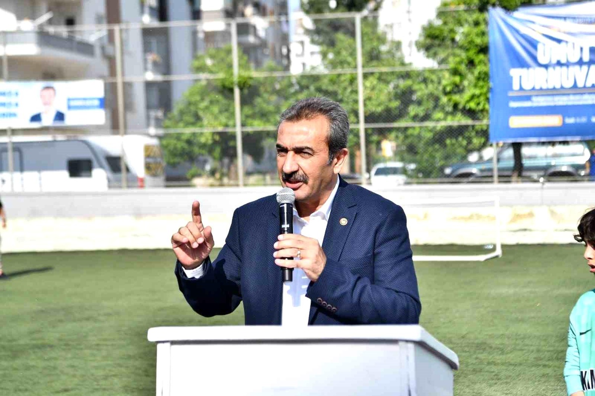 Adana\'da Gülen Yüzler Umut Turnuvası Başladı