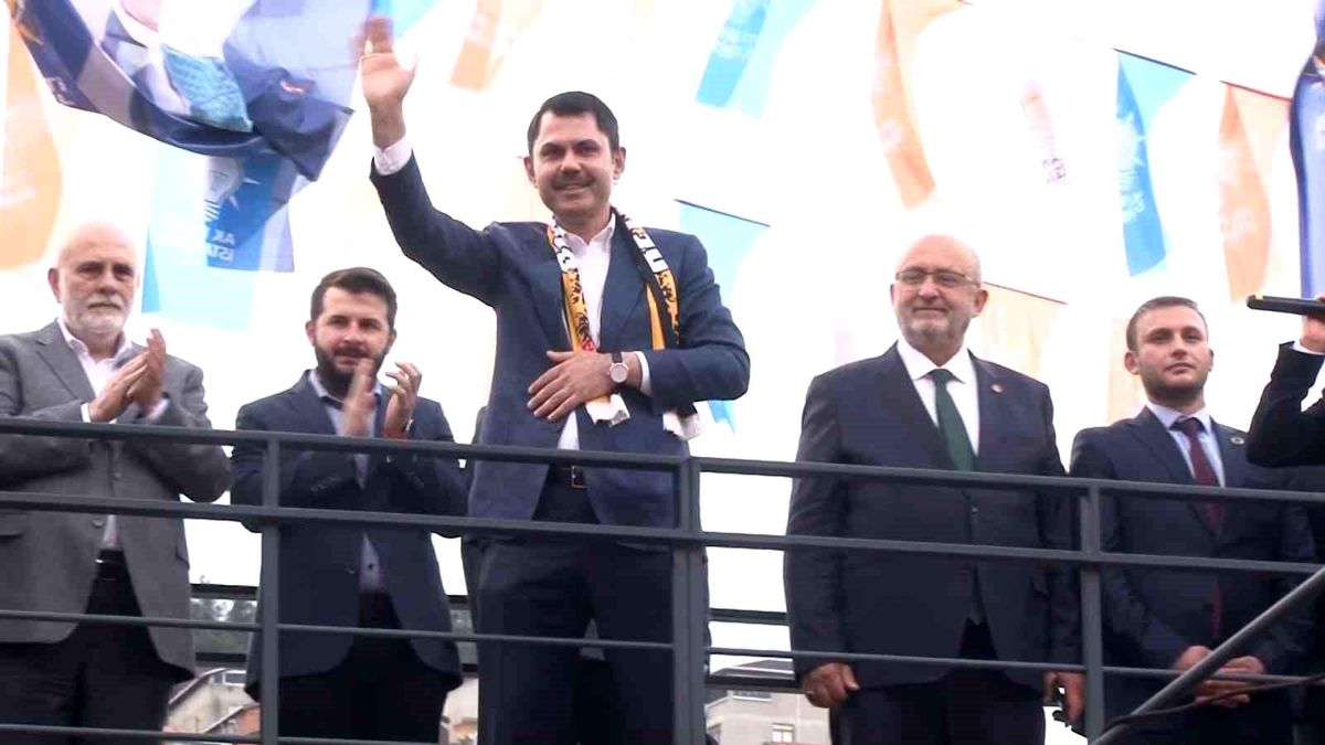 Bakan Kurum: "İstanbul\'da tek bir riskli yapı bırakmayacağız"