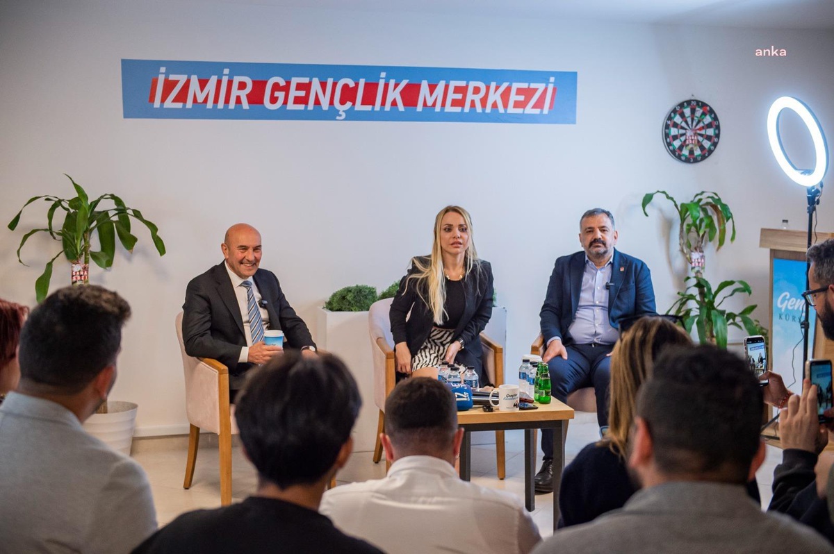 İzmir Büyükşehir Belediye Başkanı Tunç Soyer Gençlerle Buluştu
