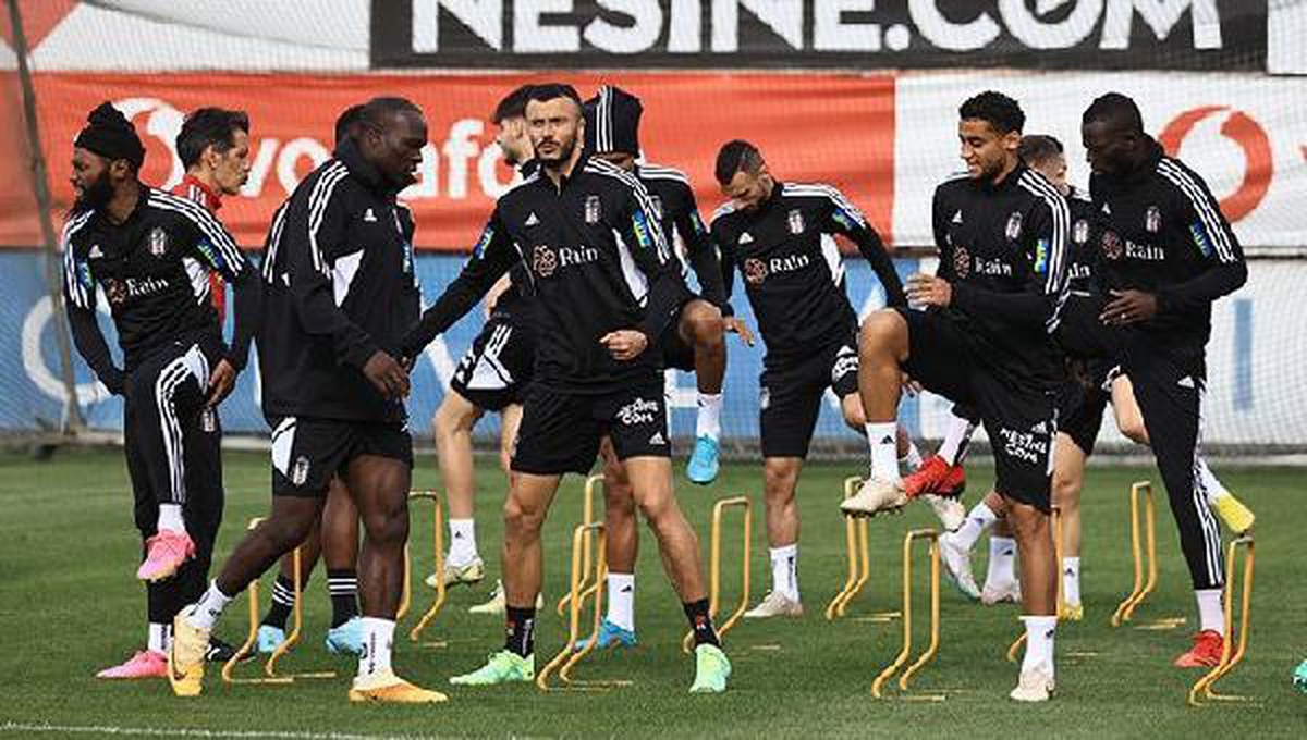 Beşiktaş Galatasaray maçı hazırlıkları sürüyor