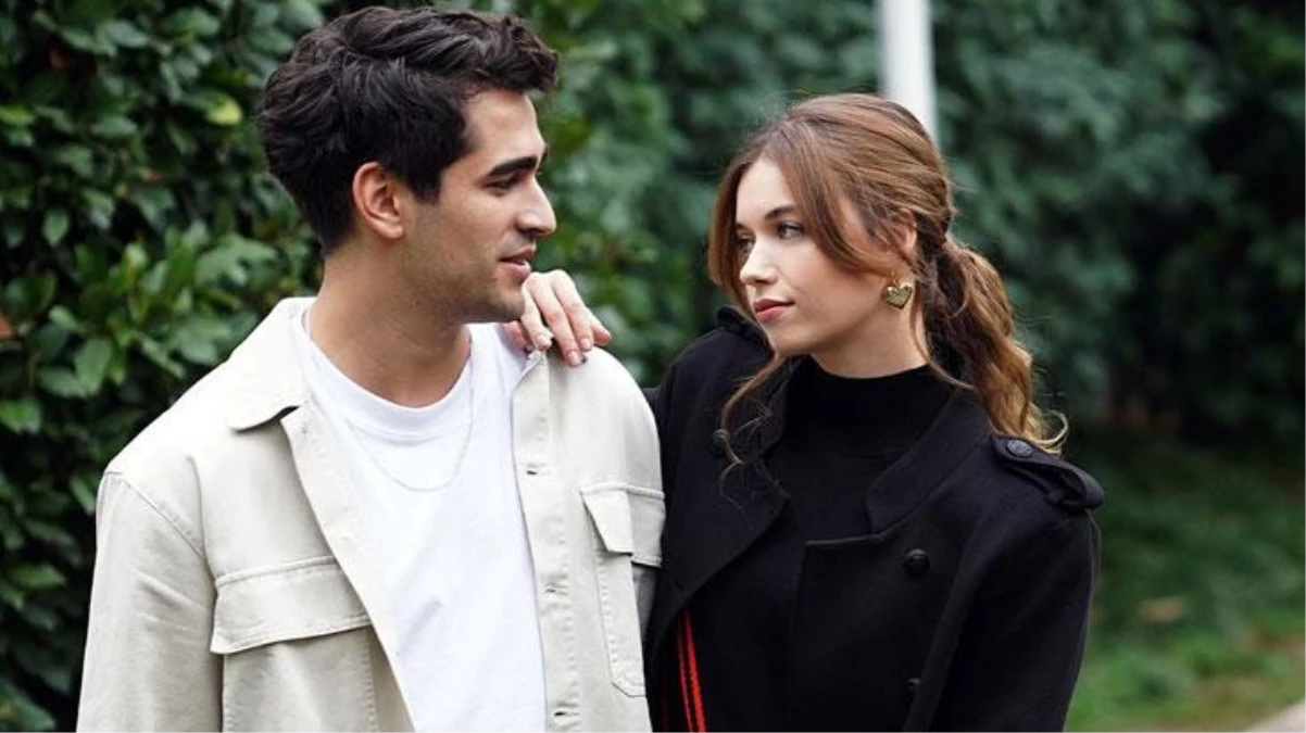 Birlikte tatile yapan Mert Ramazan Demir ve Afra Saraçoğlu, aşk iddialarını reddetti