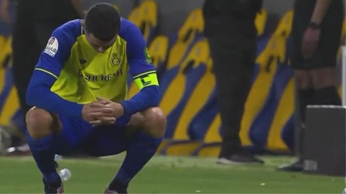 Ronaldo bin pişman! Suudi Arabistan\'da maçın son düdüğüyle kendisini yere bıraktı