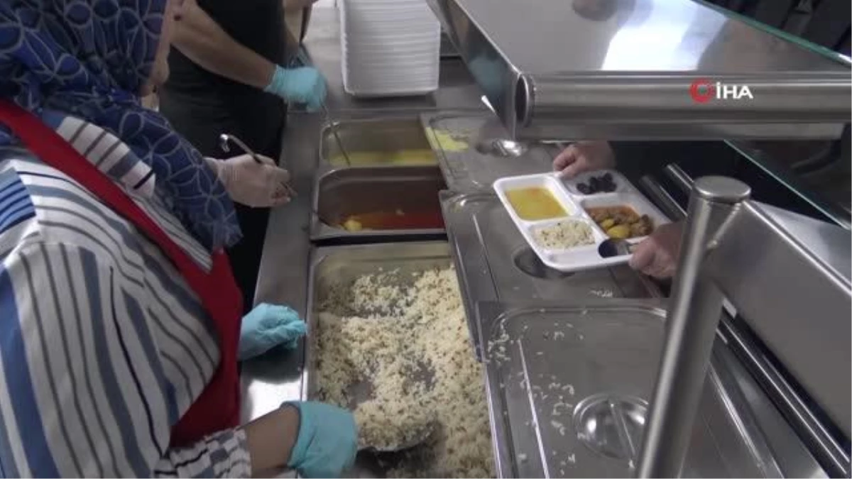 Nilüfer Belediyesi Aşevi, Öğrenci ve İhtiyaç Sahiplerine 365 Gün Sıcak Yemek Dağıtacak