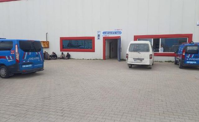 Fabrikada su kazanı patladı; 1 işçi feci şekilde hayatını kaybetti Fabrikada su kazanı patladı; 1 işçi feci şekilde hayatını kaybetti