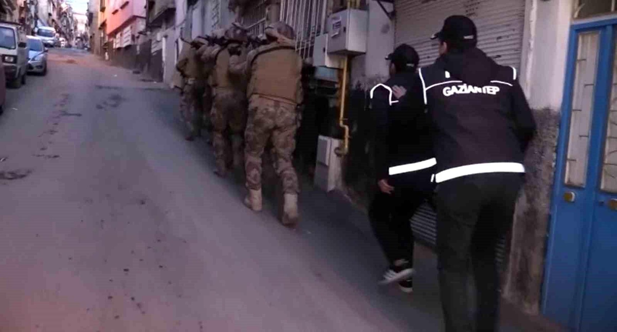 Gaziantep\'te Uyuşturucu Operasyonları: 28 Tutuklama