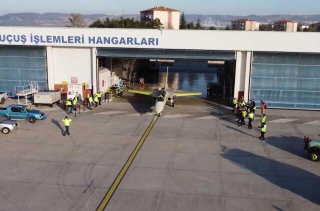 HÜRJET ilk kez gökyüzüyle buluştu! O anları paylaşan Cumhurbaşkanı Erdoğan'dan manidar mesaj