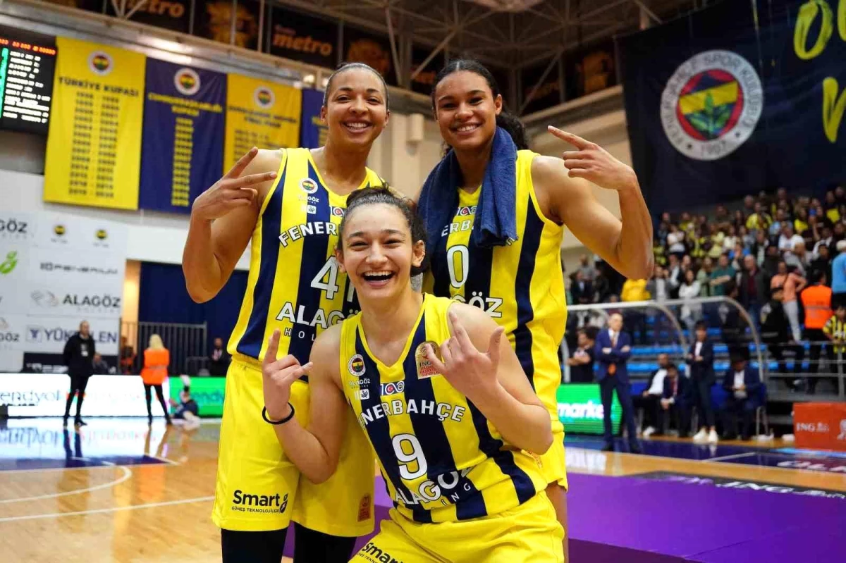 Fenerbahçe Alagöz Holding, ING Kadınlar Basketbol Süper Ligi\'nde şampiyon oldu