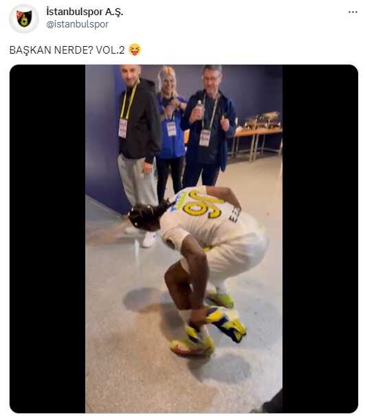 Olay paylaşım! Fenerbahçe'yi yıkan Eze, soyunma odasına dalıp her yerde başkanı aradı