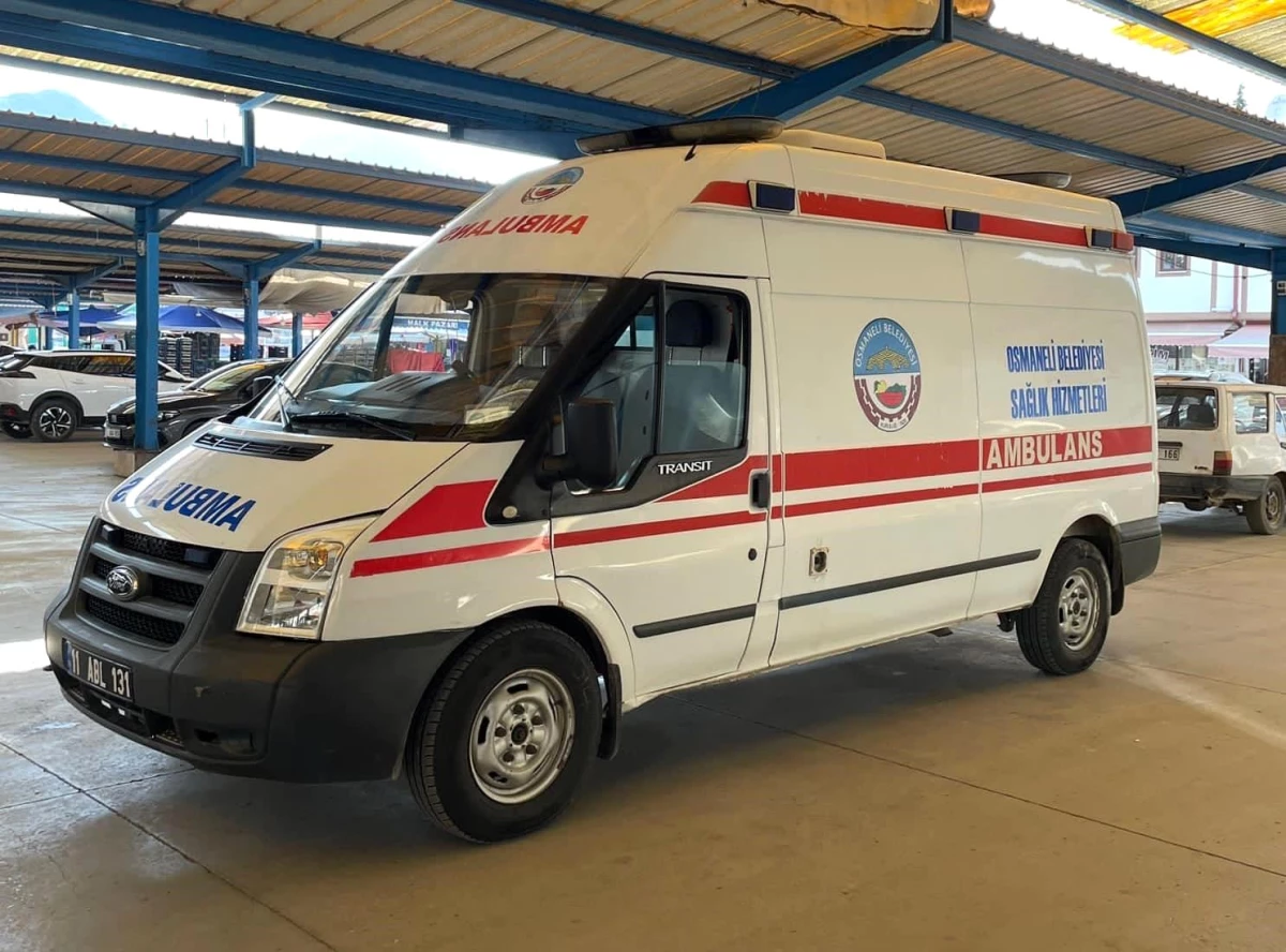 Sağlık Bakanlığı Osmaneli Belediyesine Ambulans Hibe Etti
