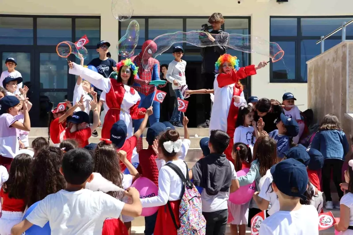 23 Nisan coşkusu "güven dolu gelecek" temasıyla yaşandı