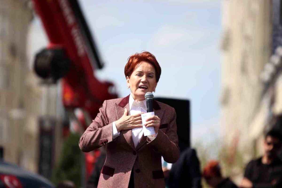 Meral Akşener: Cumhurbaşkanı çıkıyor bizleri gömmekten bahsediyor