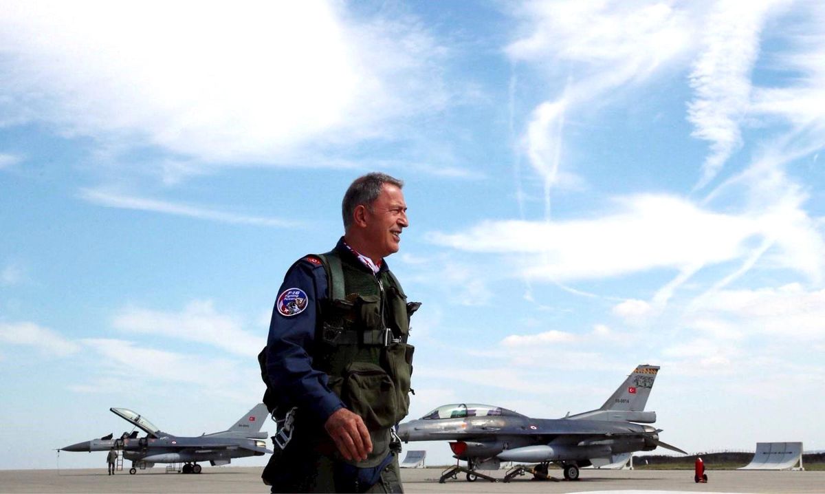 Bakan Akar\'dan \'Dünya Pilotlar Günü\' mesajı