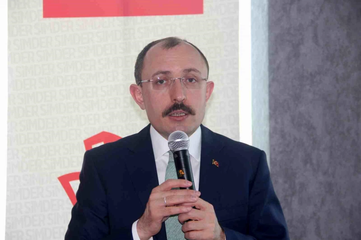 Ticaret Bakanı Mehmet Muş, Samsun İnşaatçılar ve Müteahhitler Derneği\'nde konuştu