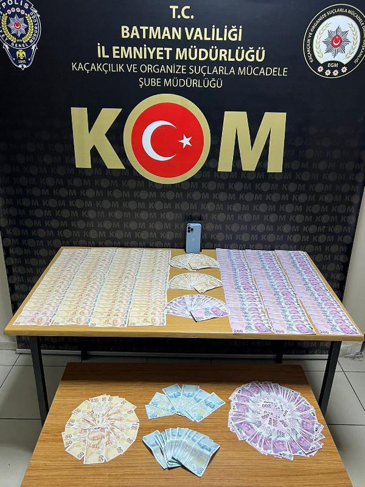 Batman\'da Sahte Para Operasyonu: Cep Telefonu Satışında Dolandırıcılık