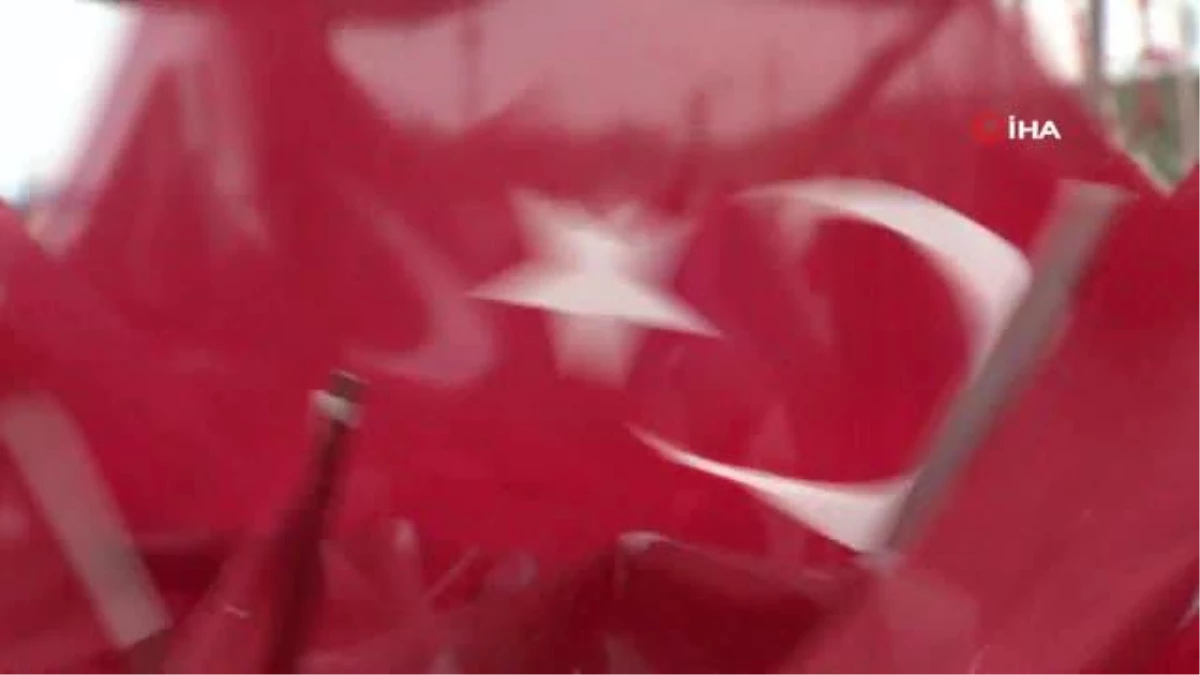 Cumhurbaşkanı Yardımcısı Oktay: "85 milyon vatandaşıyla tüm Türkiye\'yi kucaklaştırmanın peşindeyiz"