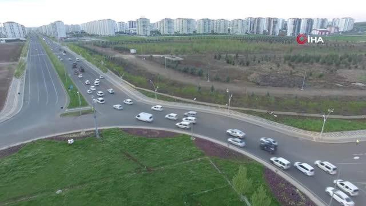 Diyarbakır merkezli 21 ilde terör operasyonu: Gözaltı sayısı 128\'e yükseldi