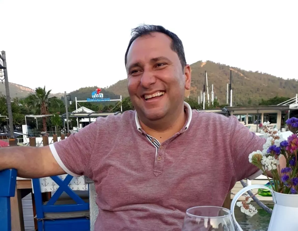 Muğla\'da Emlakçı Araç İçinde Başından Vurulmuş Halde Ölü Bulundu