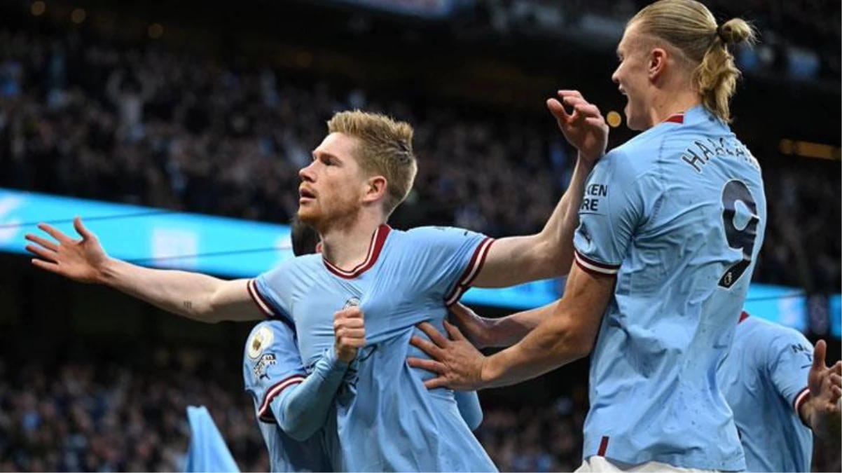 Manchester City, lider Arsenal\'i yok etti!