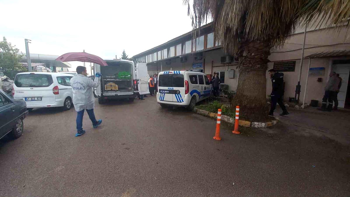 Kocaeli\'de Belediye Personeli Ölü Bulundu
