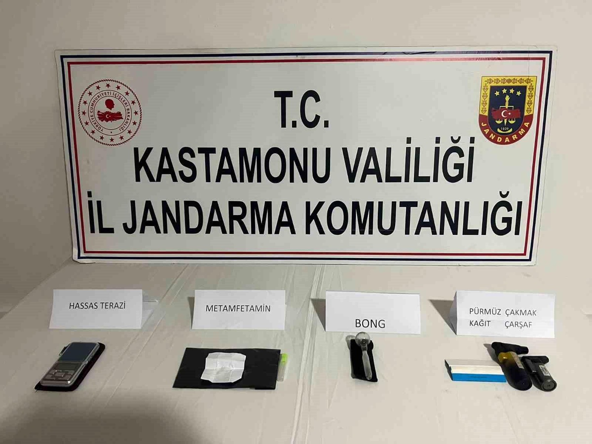 Kastamonu\'da Uyuşturucu Operasyonu: 4 Şüpheli Gözaltına Alındı