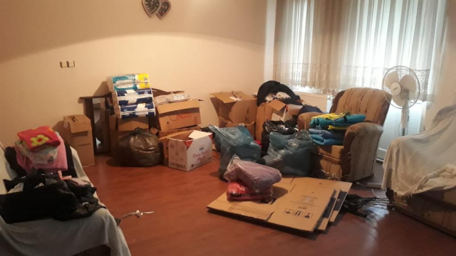 Muğla'da depremzedeler için toplanan yardımları evine götüren belediye görevlisi kadın gözaltına alındı