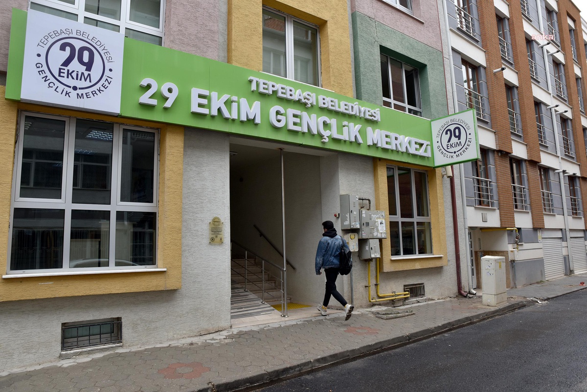 Tepebaşı Belediyesi 29 Ekim Gençlik Merkezi, Vize Döneminde  7/24 Açık